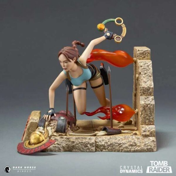 ST Tomb Raider: Lara Croft Classic Era 18cm Dark Horse - immagine 2